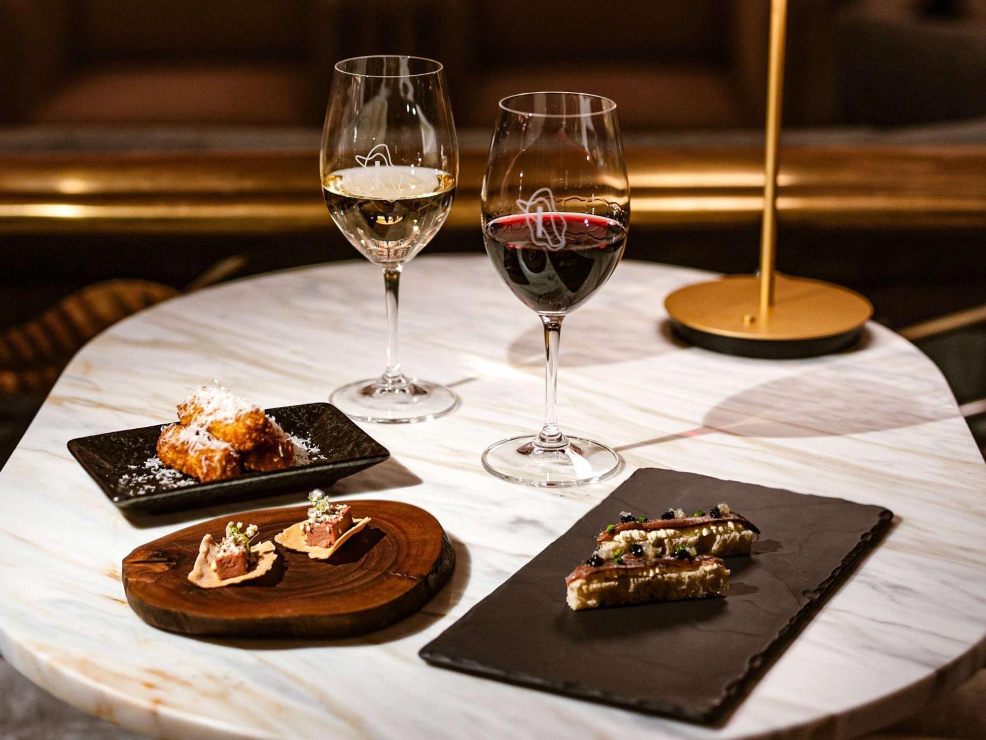 The Playford Adelaide - Mgallery Zewnętrze zdjęcie Wine and tapas